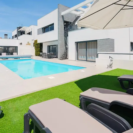 Azura With Private Pool 劳林哈
