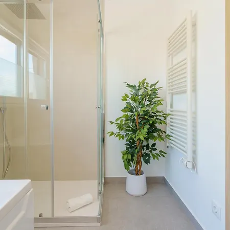 Villa Azura With Private Pool *